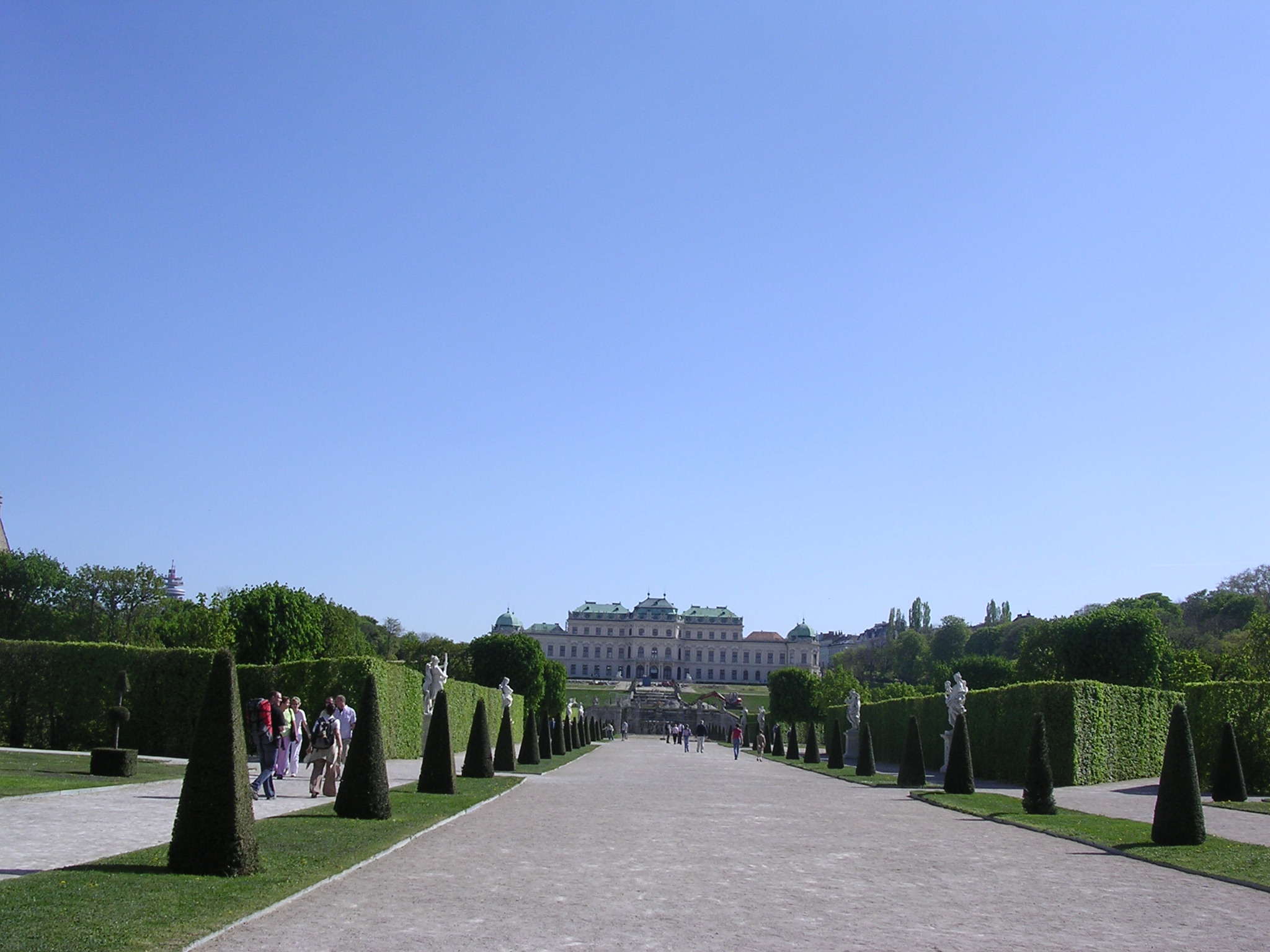 photo of belvedere castle in vienna